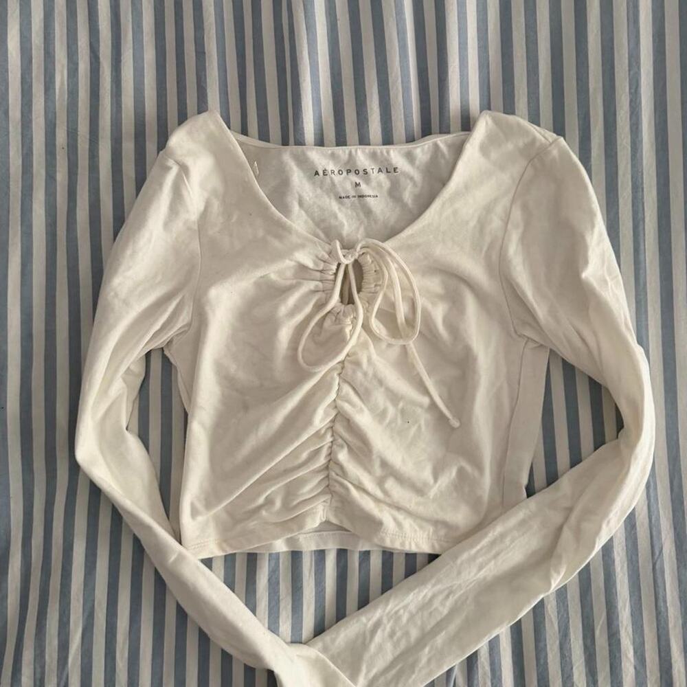 Aeropostale white long sleeve top